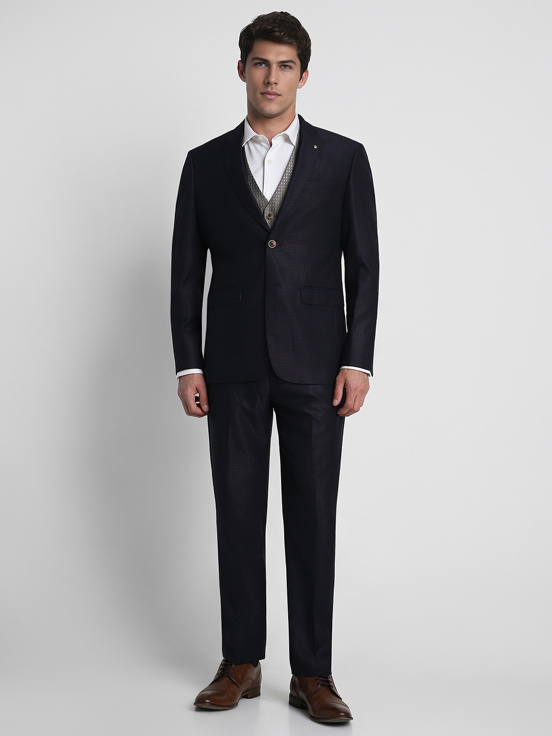 

Louis Philippe Men Single-Breasted Slim Fit Formal 3-Piece Suit, Navy blue