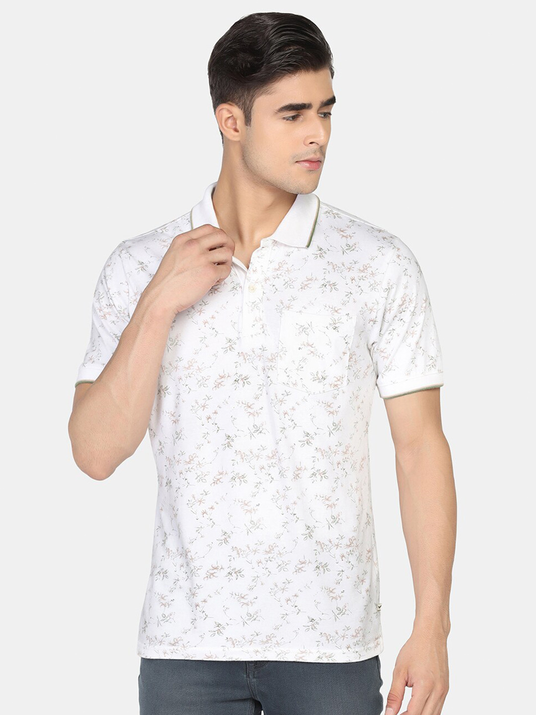 

Blackberrys Men Off White Floral Printed Polo Collar Cotton T-shirt