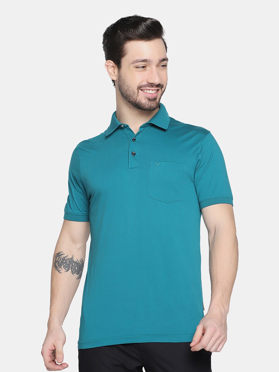 

Blackberrys Men Turquoise Blue Polo Collar Cotton T-shirt