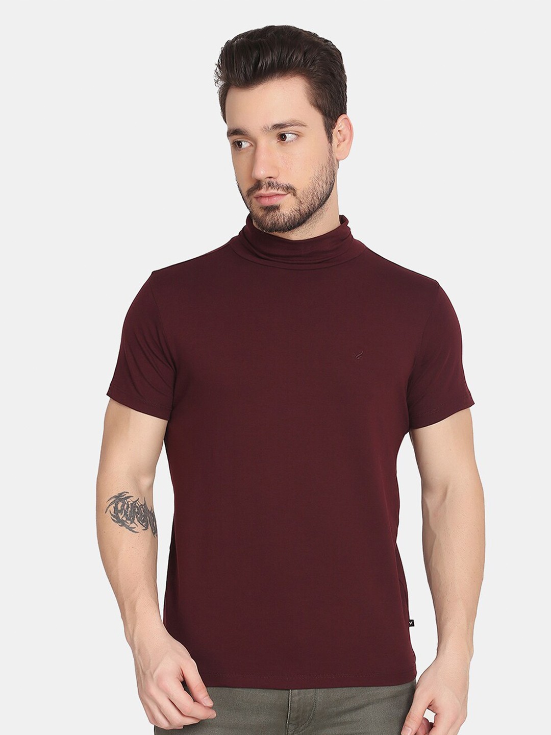 

Blackberrys Men Maroon High Neck T-shirt