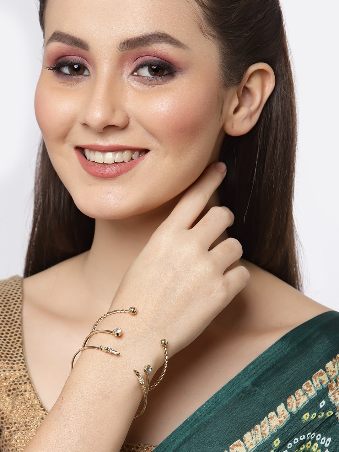 

Sanjog Set Of 3 Gold-Toned Gold-Plated Bangle