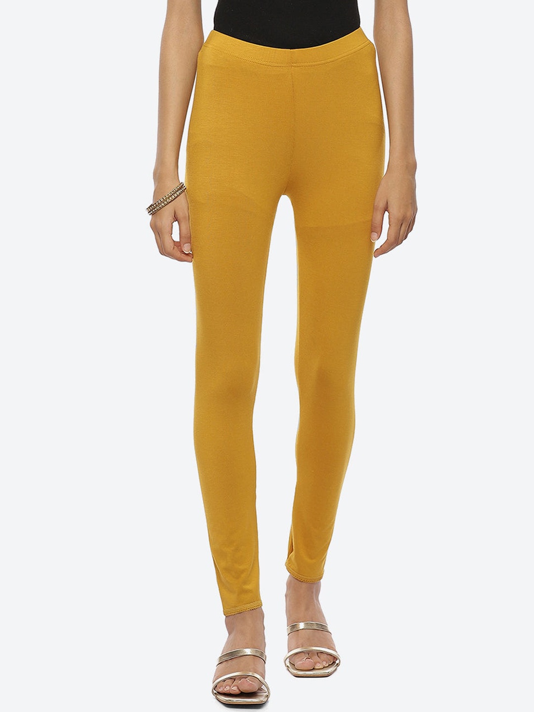 

Lakshita Women Yellow Solid Ankle-Length Leggings