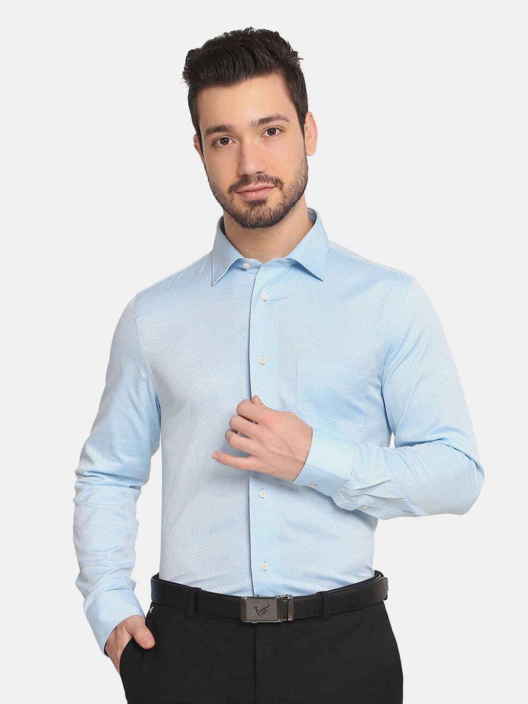 

Blackberrys Men Blue Slim Fit Opaque Formal Shirt