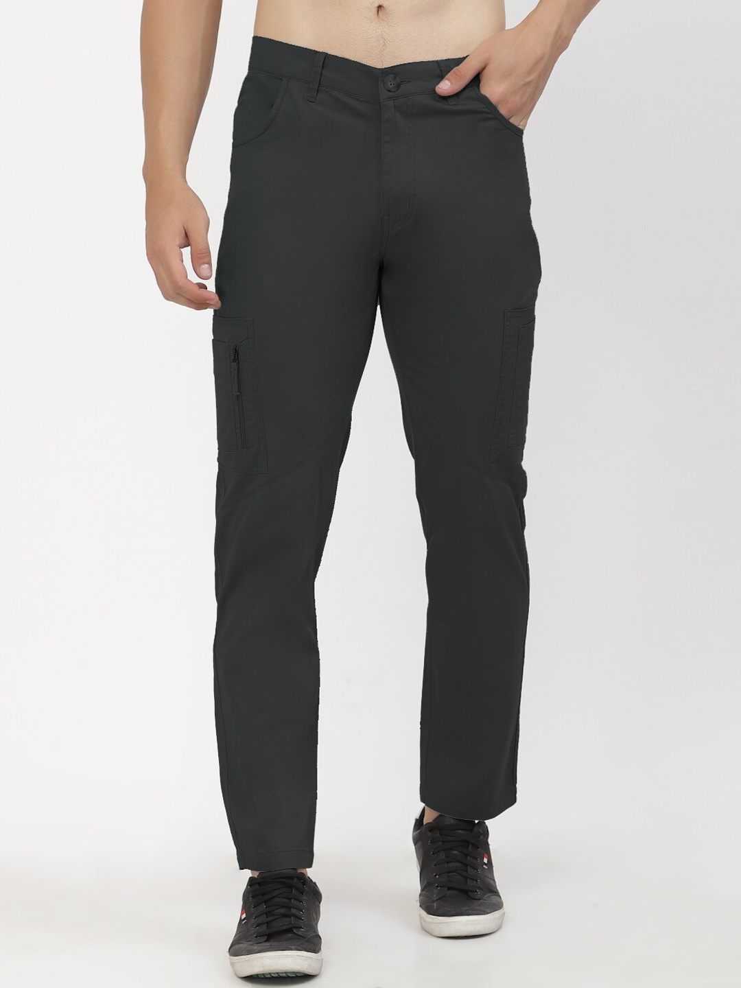 

SAPPER Men Olive Green Cotton Cargos Trouser