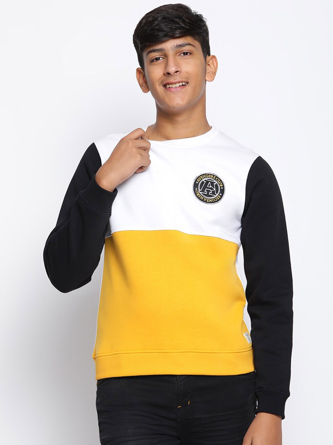 

Lil Tomatoes Boys Mustard Yellow & White Colourblocked Sweatshirt