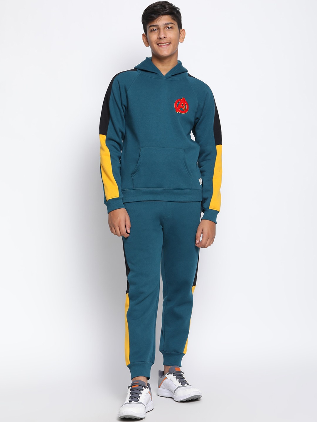 

Lil Tomatoes Boys Teal Green Colourblocked Fleece Jogger Suit