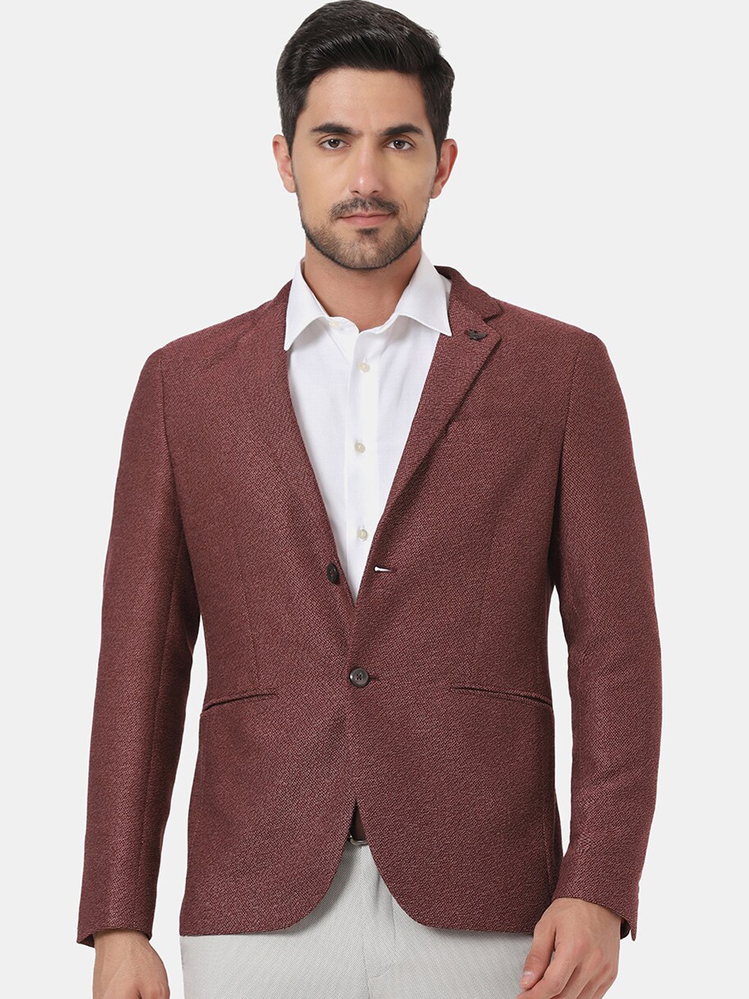 

Blackberrys Men Red Textured Slim-Fit Single-Breasted Formal Blazers