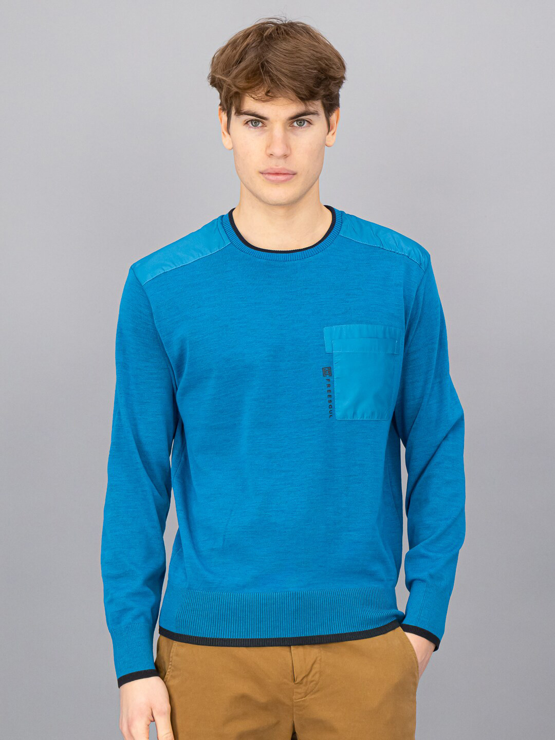 

FREESOUL Men Blue & Black Pullover