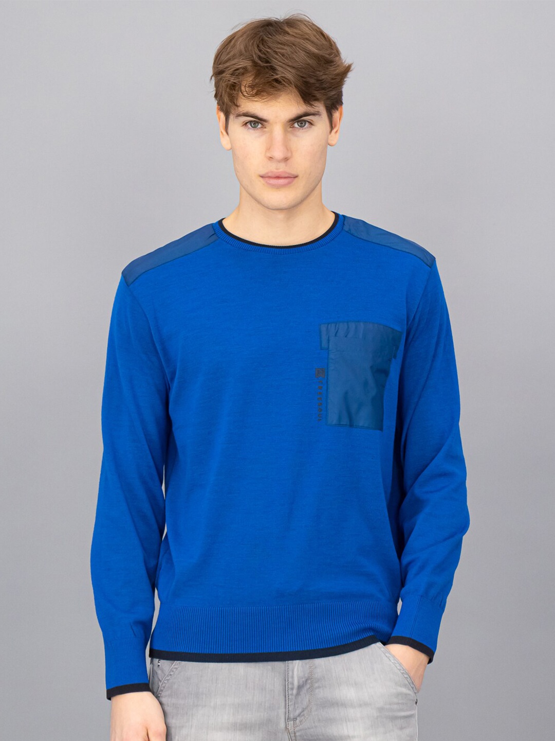 

FREESOUL Men Blue Colourblocked Pullover