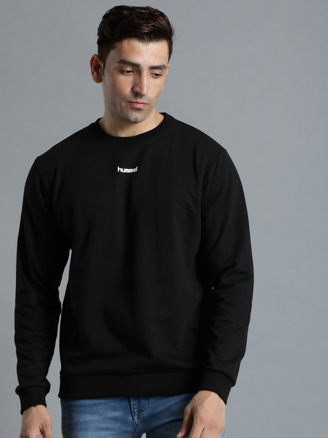 

hummel Men Black Solid Round Neck Pull Over Sweatshirt