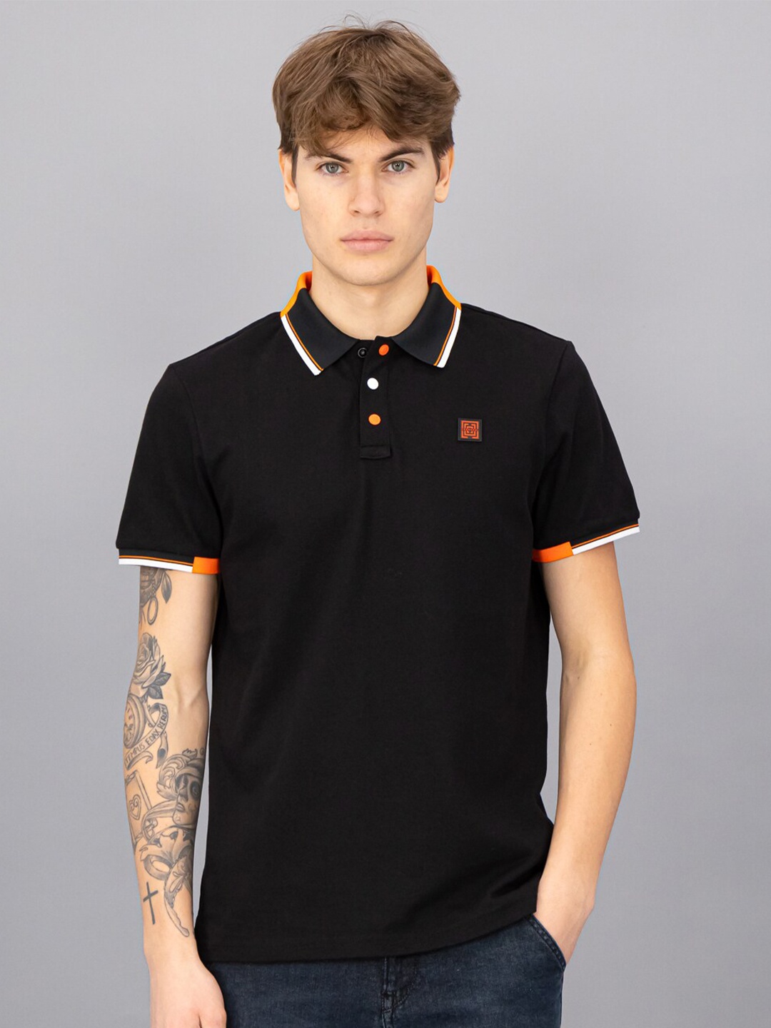 

FREESOUL Men Black Solid Polo Collar T-shirt