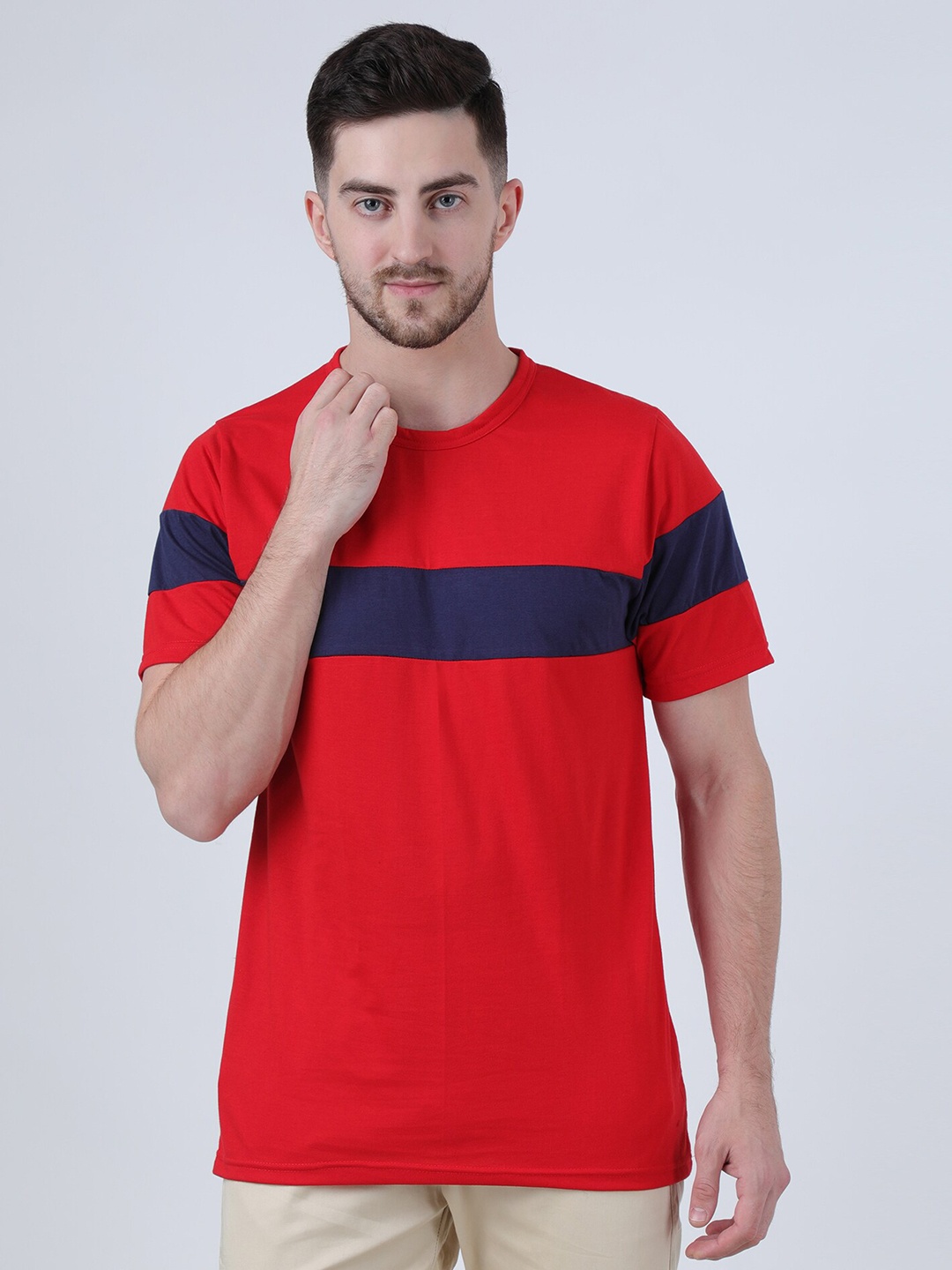 

PAUSE SPORT Men Red & Navy Blue Colourblocked Cotton T-shirt