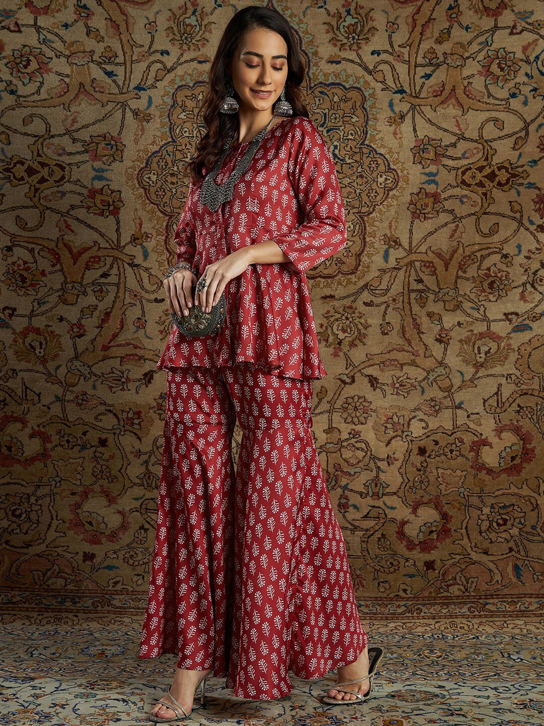 

Shae by SASSAFRAS Women Red Ethnic Motifs Printed Sharara