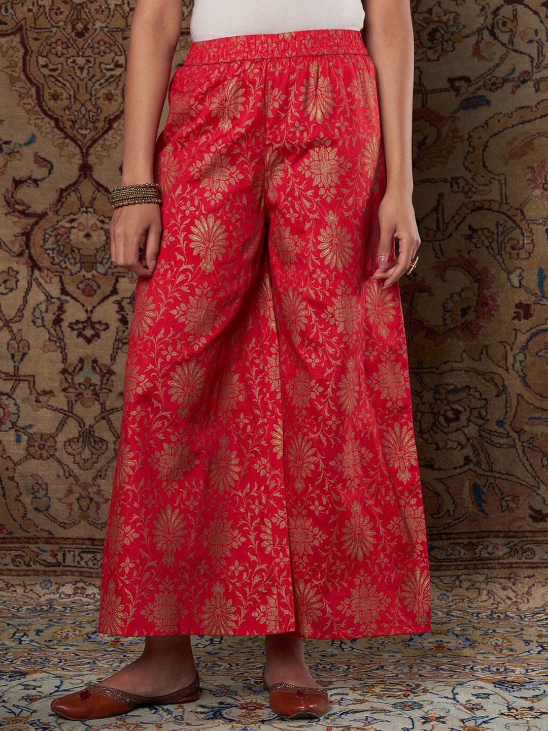 

Shae by SASSAFRAS Women Red Ethnic Motifs Printed Ethnic Palazzos