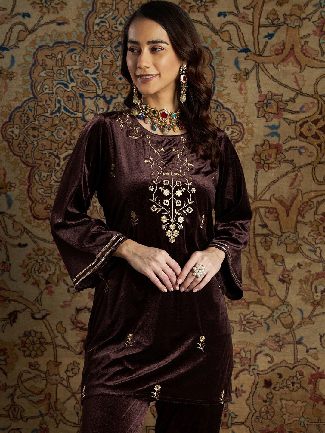 

Shae by SASSAFRAS Ethnic Motifs Embroidered Indie Prints A-Line Tiered Kurta, Brown