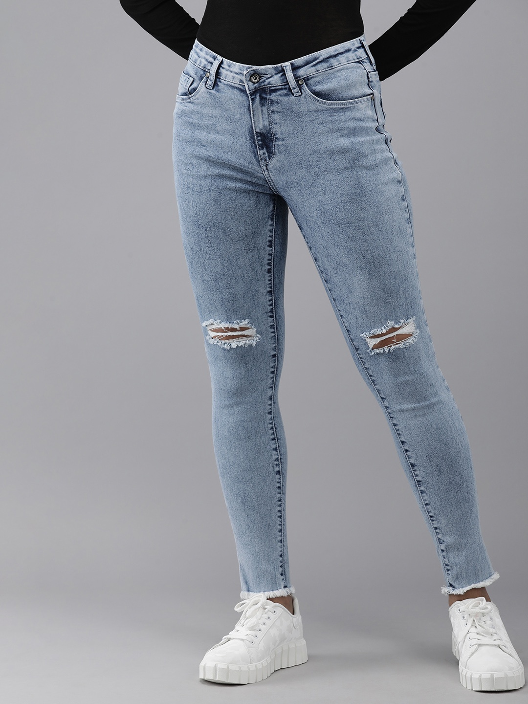 

Roadster Women Blue Cotton Skinny Fit Slash Knee Jeans
