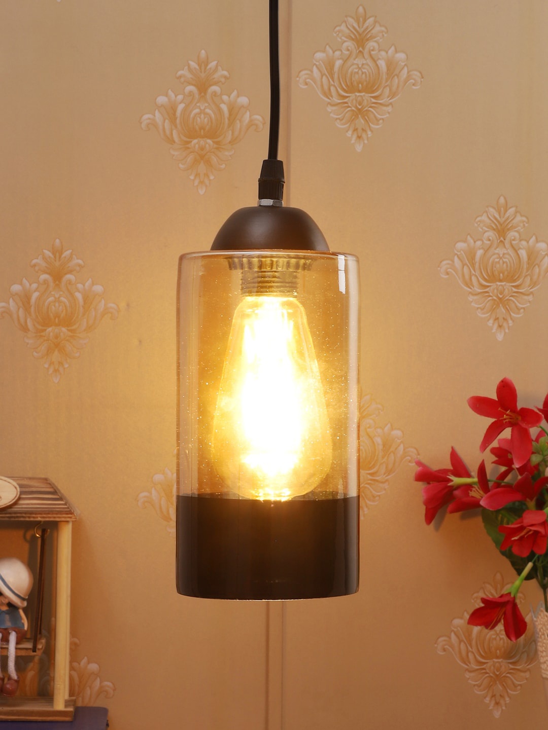 

foziq Gold-Toned & Black Cylindrical Ceiling Lamp