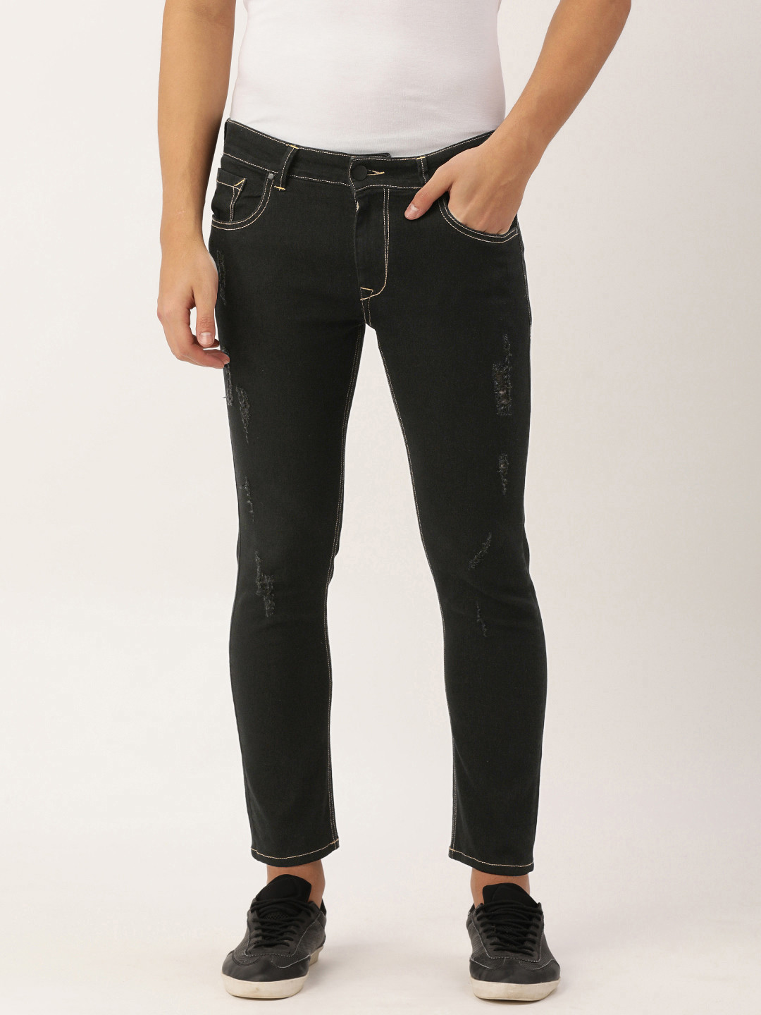 

IVOC Men Tapered Fit Solid Cotton Jeans, Black