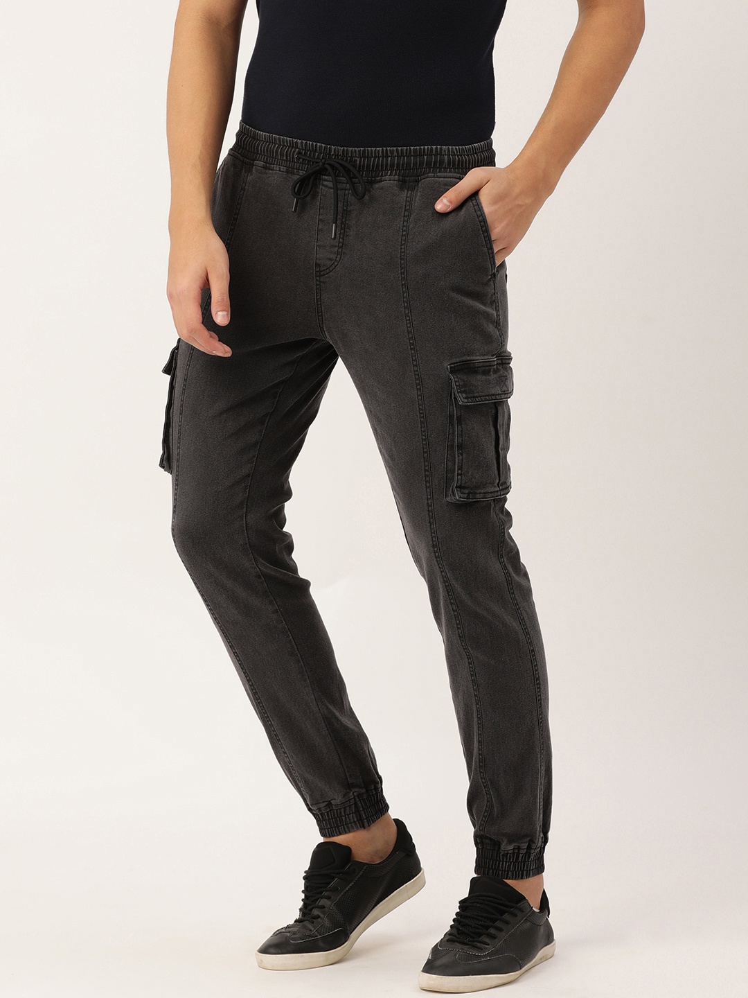 

IVOC Men Charcoal Grey Light Fade Cuffed Hem Stretchable Cargo Jeans