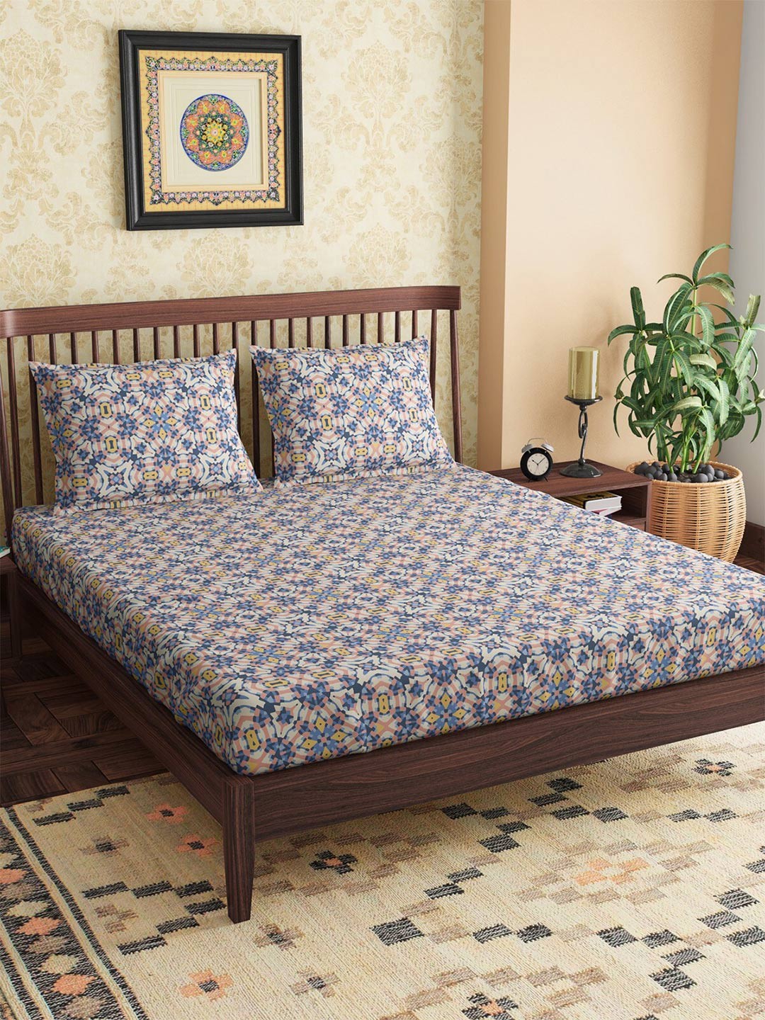 

PETAL HOME White & Blue Floral 300 TC Pure Cotton Queen Bedsheet with 2 Pillow Covers