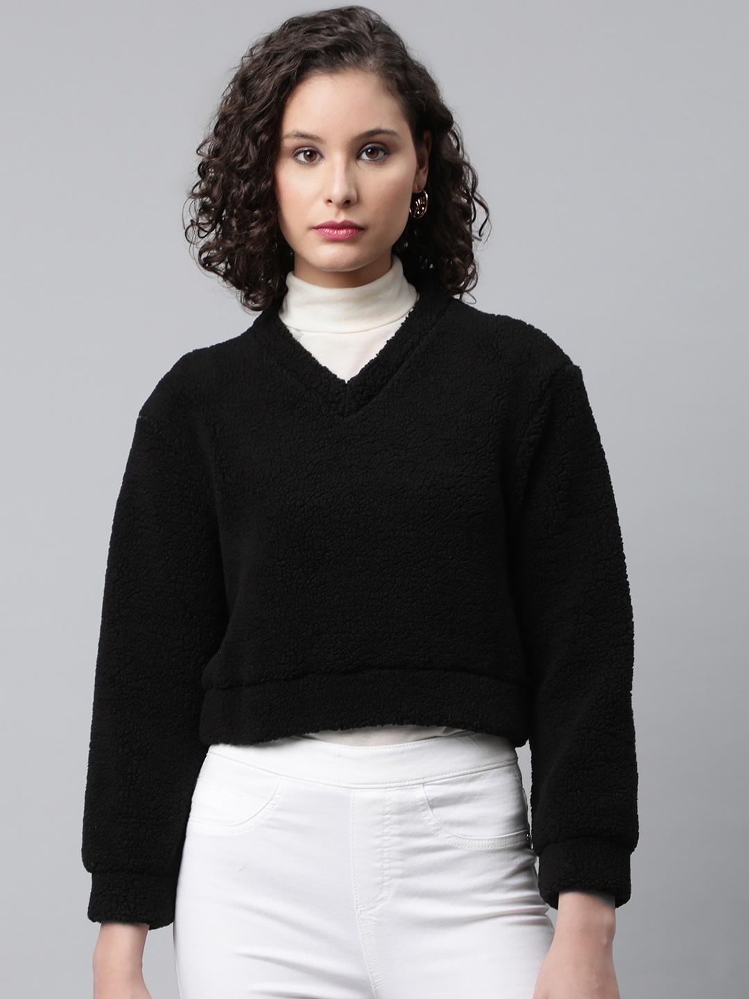 

Popnetic Women Black Faux Fur Sweatshirt