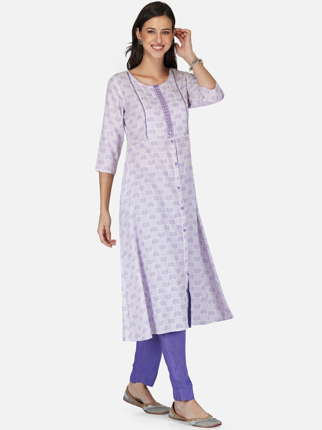 

METRO-FASHION Women Purple Printed Kurta with Trousers