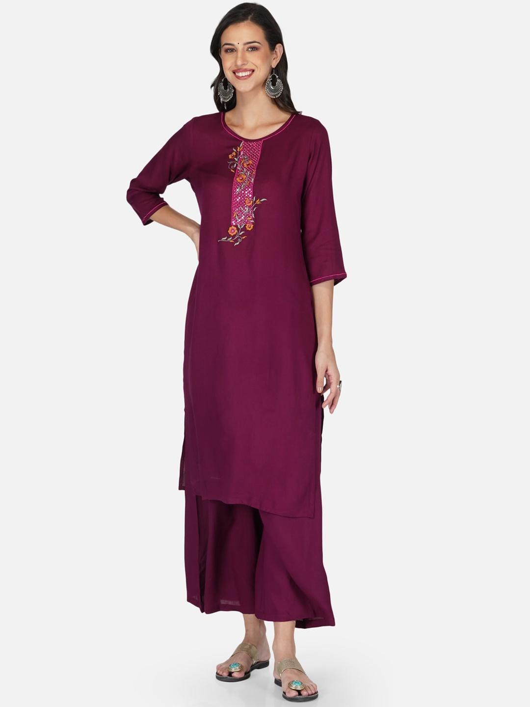 

METRO-FASHION Women Purple Floral Yoke Design Thread Work Kurta with Palazzos