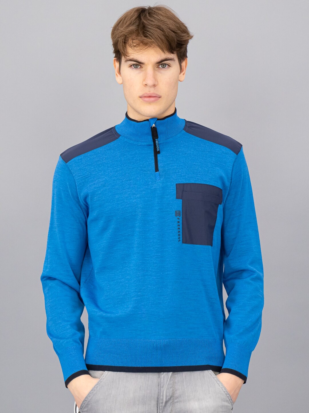 

FREESOUL Men Blue Solid Pullover