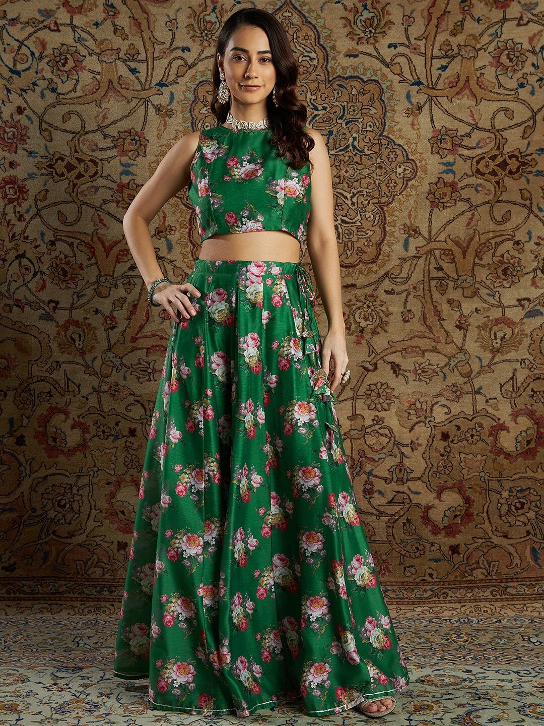

Shae by SASSAFRAS Women Green & Pink Printed Ready to Wear Lehenga Choli
