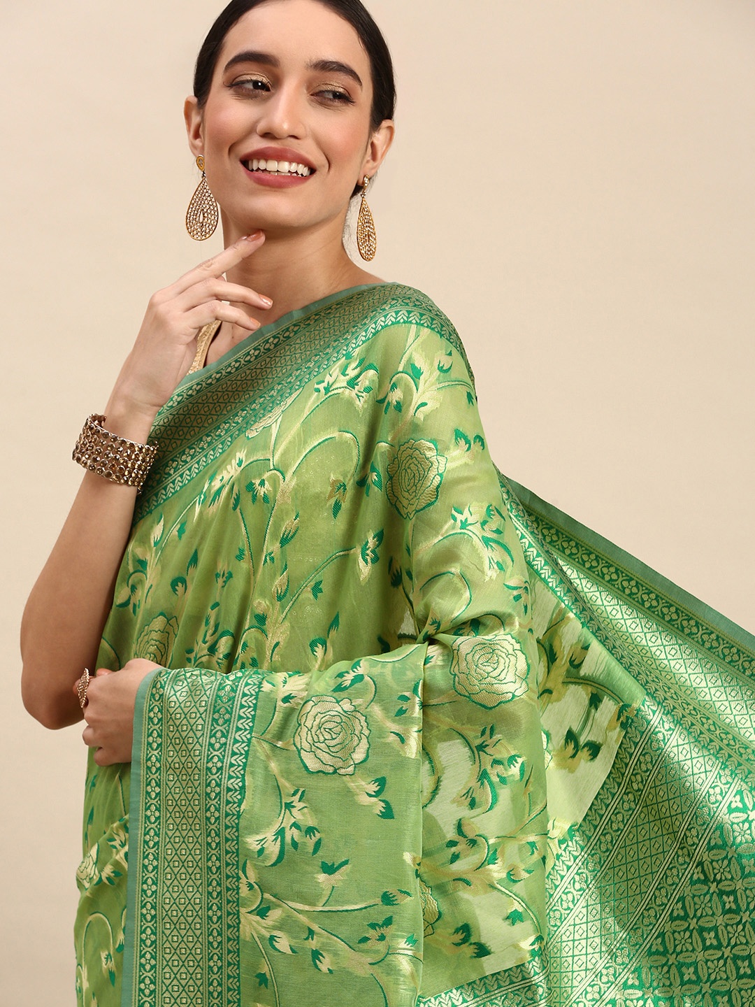 

AYKA CLOTHINGS Paisley Zari Pure Cotton Banarasi Saree, Green