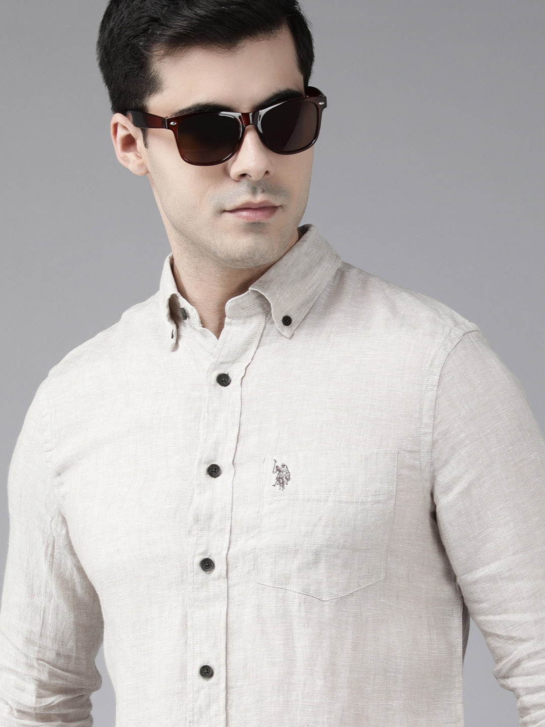

U.S. Polo Assn. Men Beige Tailored Fit Solid Opaque Pure Linen Casual Shirt