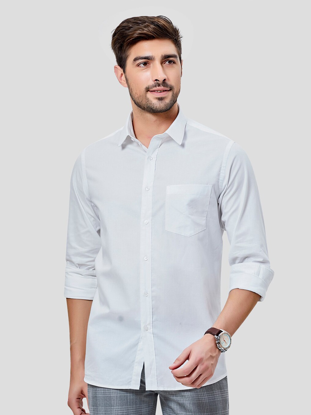 

Oxemberg Men White Classic Slim Fit Striped Casual Shirt