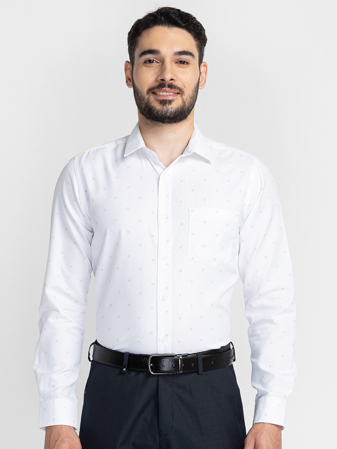 

Oxemberg Men White Classic Slim Fit Formal Cotton Shirt