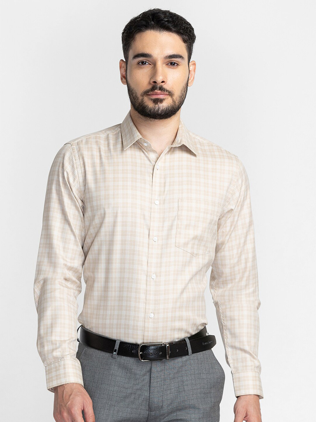 

Oxemberg Men Beige Classic Slim Fit Checked Formal Shirt