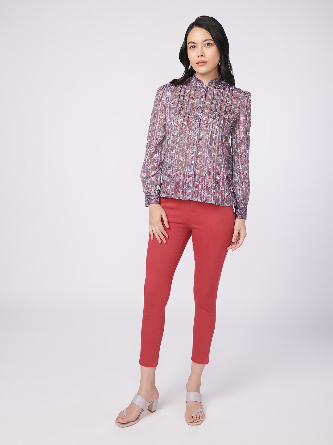 

NOT SO PINK Women Grey & White Floral Print Top