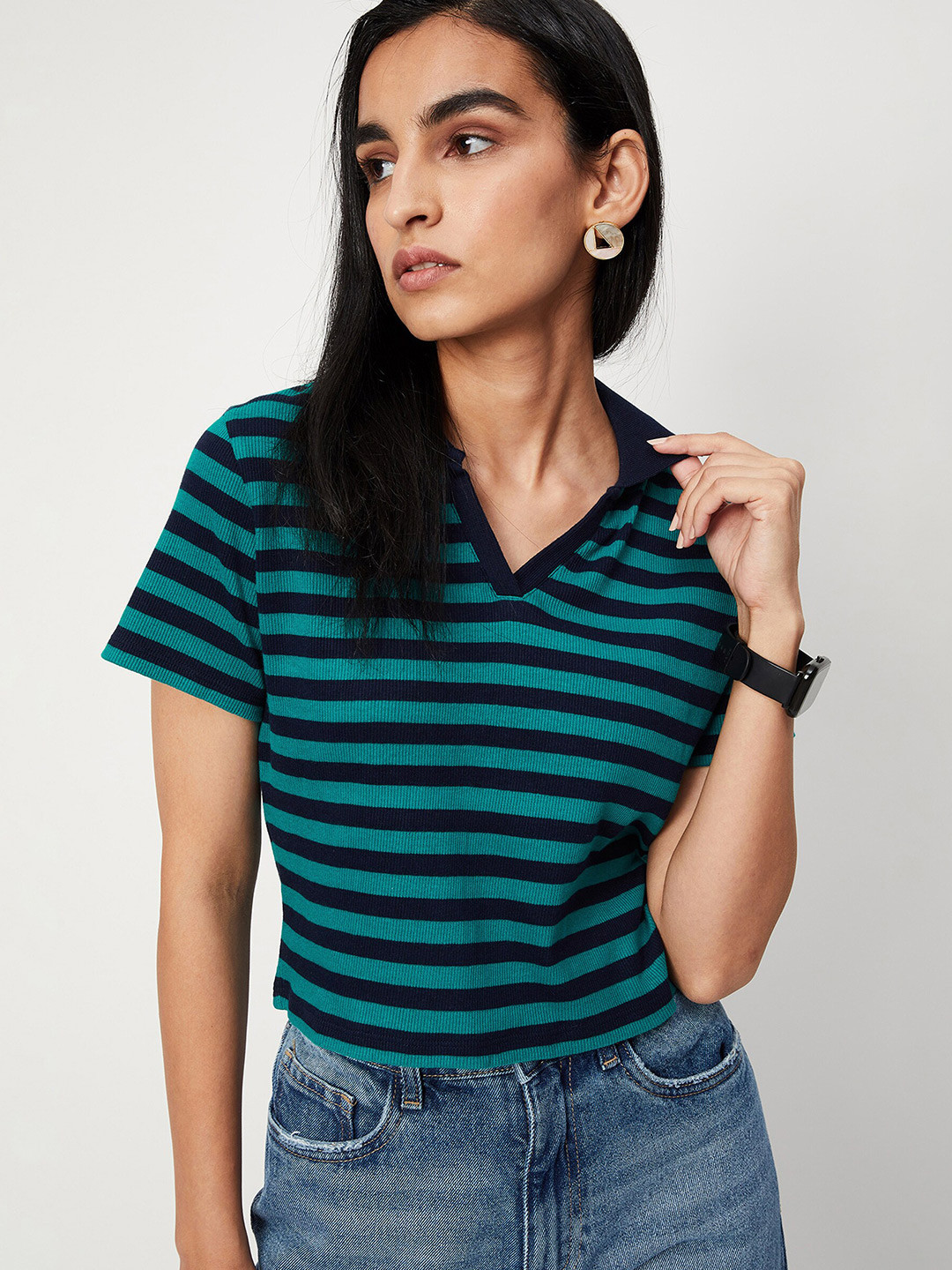 

max Women Navy Blue & Green Striped V-Neck Cotton T-shirt