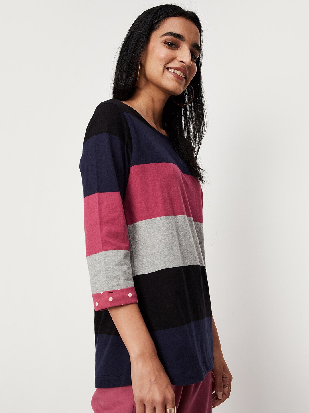 

max Women Mauve Colourblocked Round Neck Cotton T-shirt