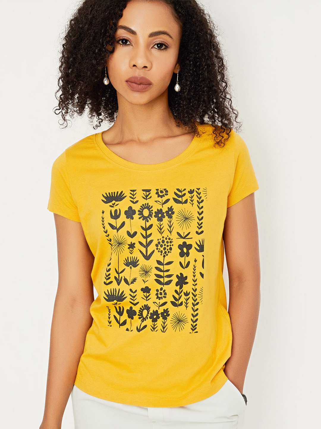 

max Women Yellow Floral Printed Round Neck Cotton T-shirt