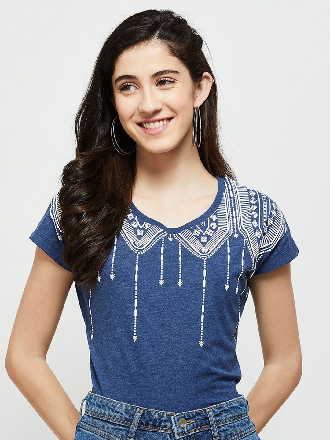 

max Women Blue Printed Round Neck Cotton T-shirt