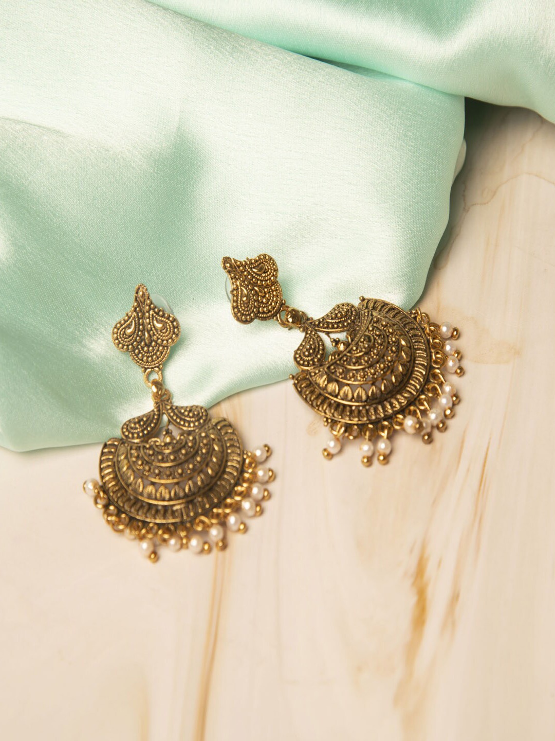 

Jewelz Gold-Toned Dome Shaped Chandbalis Earrings