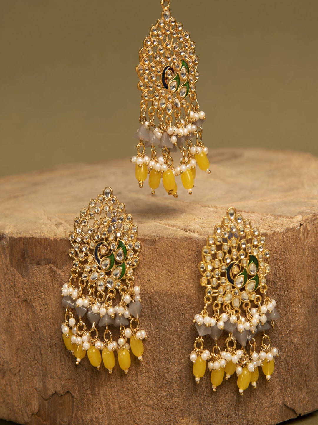 

Jewelz Gold-Plated &Yellow Contemporary Earrings With Maang Tikka