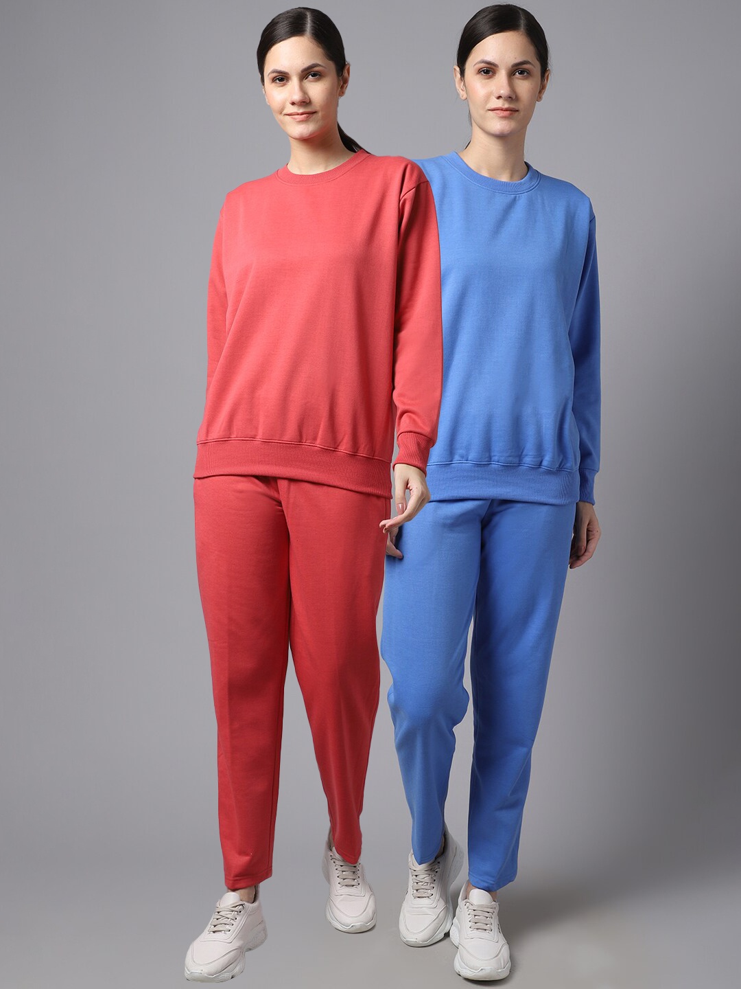 

VIMAL JONNEY Women Pack Of 2 Coral & Blue Solid Fleece Tracksuits