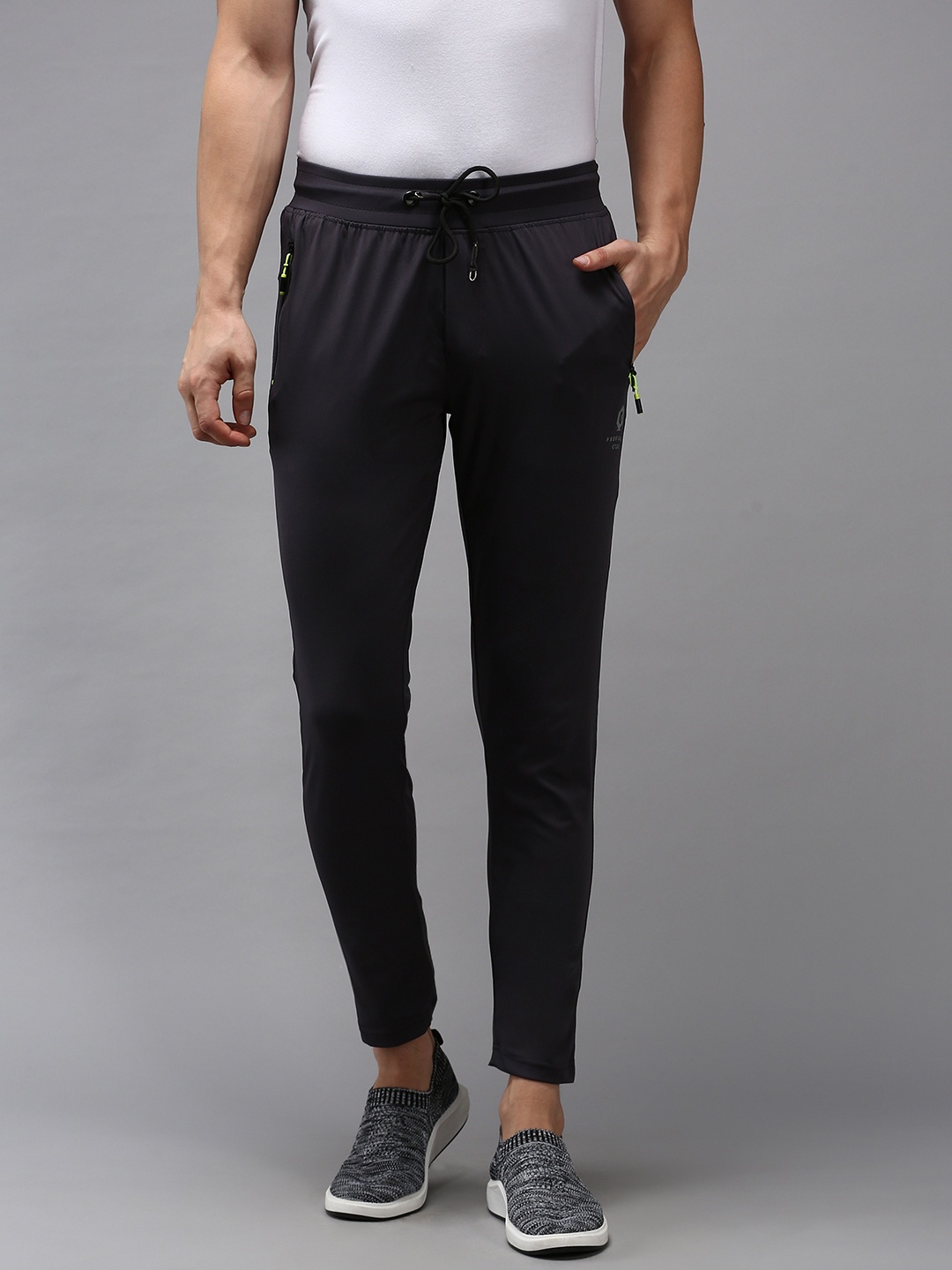 

SHOWOFF Men Grey Solid Track Pants
