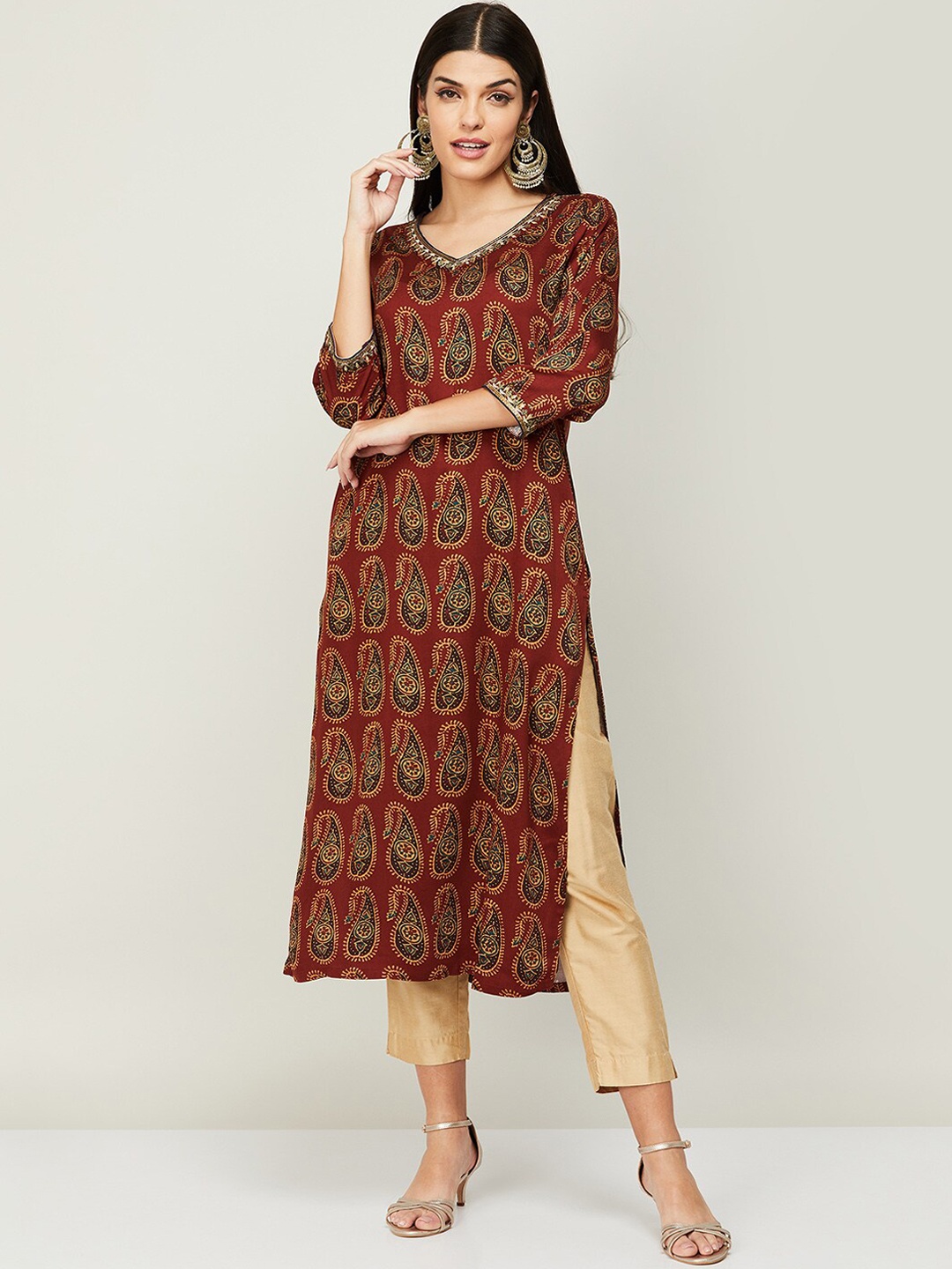 

Melange by Lifestyle Women Maroon Paisley Printed Kurta
