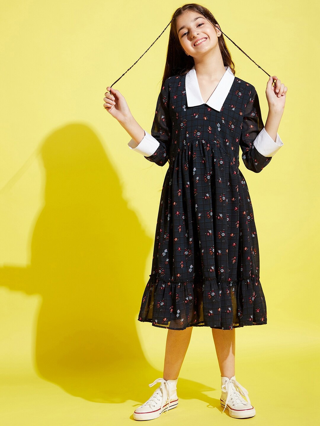 

Cherry & Jerry Girls Navy Blue & White Floral Midi Dress