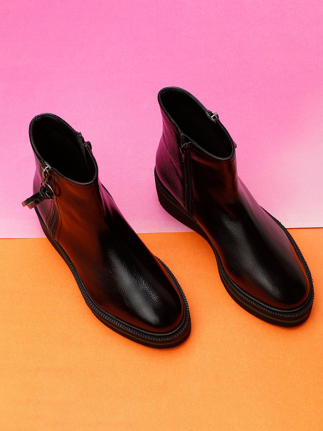 

Ginger by Lifestyle Women Black Solid Synthetic Leather Boots