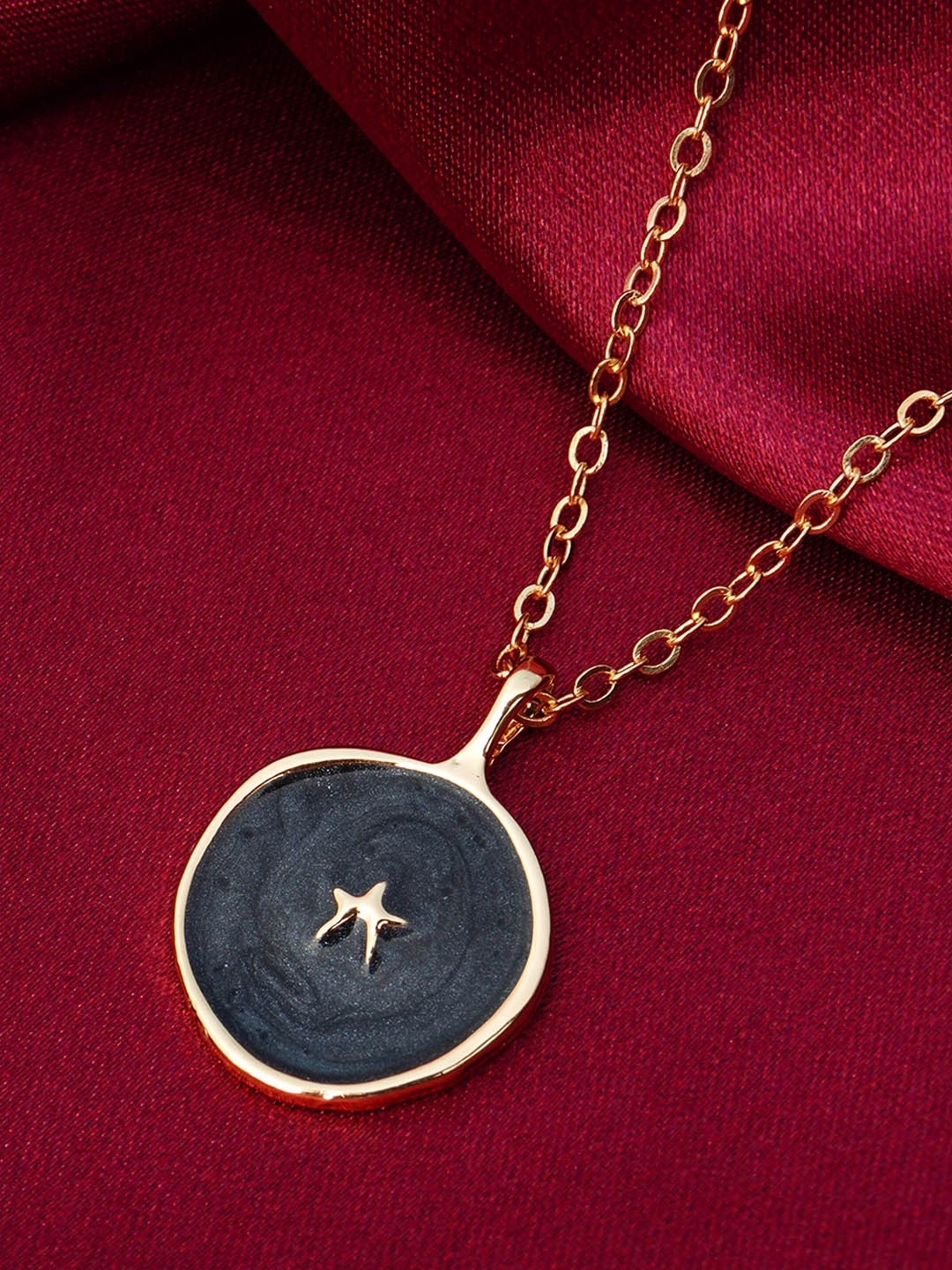 

Emmie Black & Gold-Toned Star Pendant Necklace