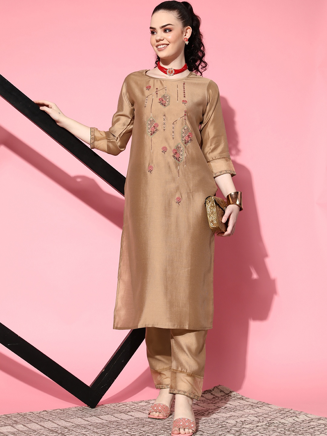 

SheWill Women Brown Floral Zari Embroidered Kurta with Trousers