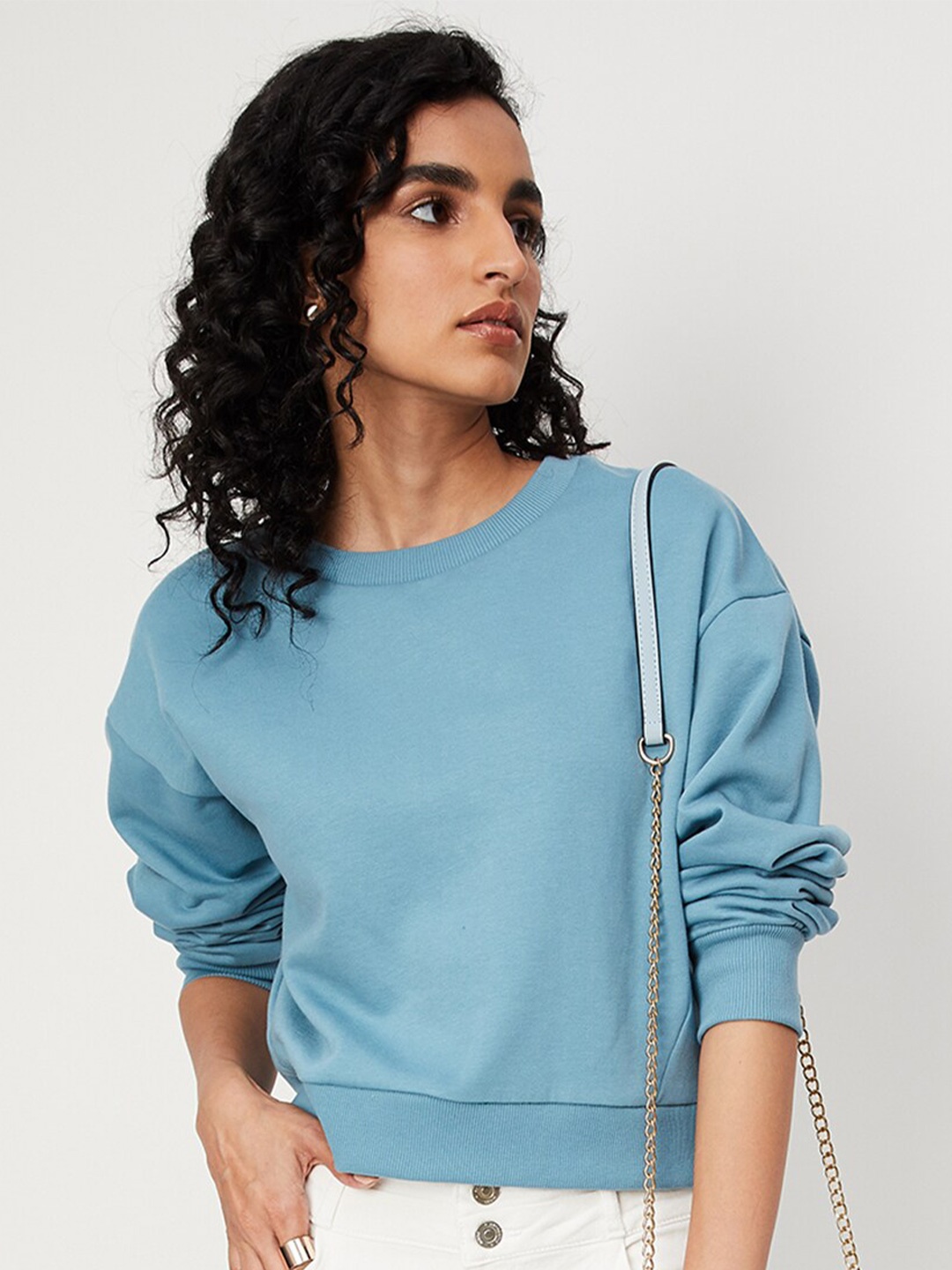 

max Women Blue Round Neck Sweatshirt