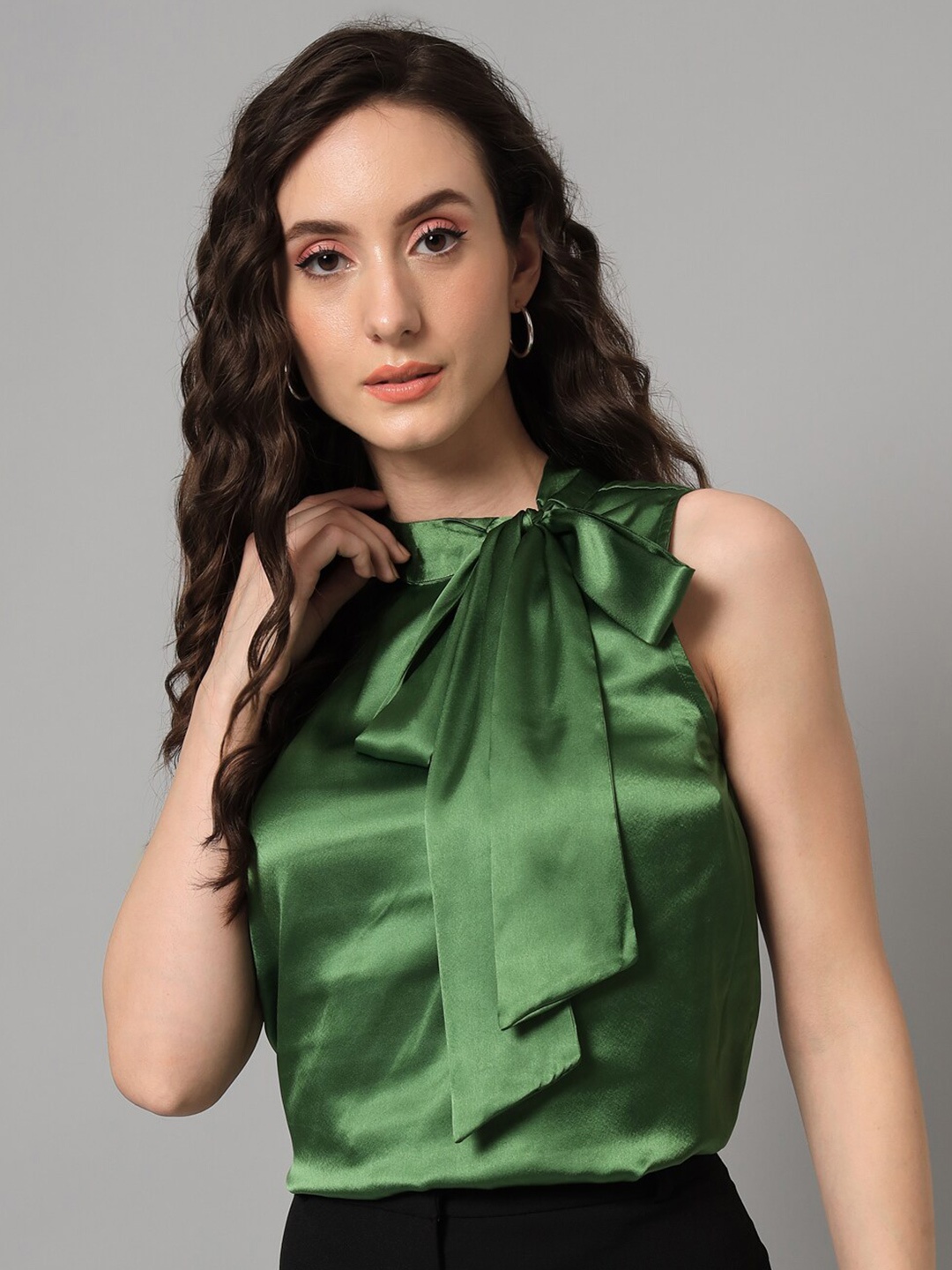 

PURYS Green Women Tie Up Neck Satin Top